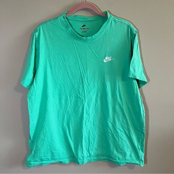 ✨ The Nike Tee Green T-Shirt XL - Picture 1 of 11